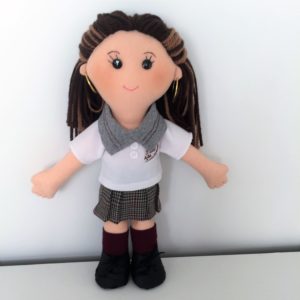 Muñeca Chape Colegio